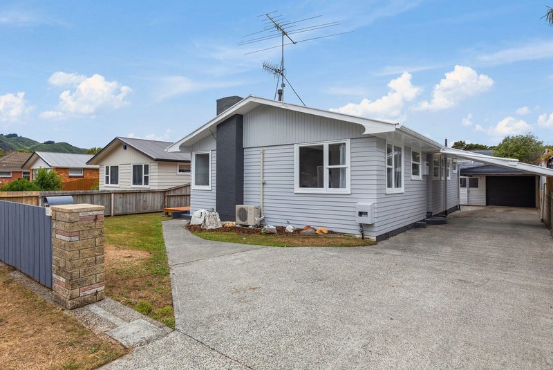 42 Kashmir Avenue, Clouston Park, Upper Hutt - Carousel 1