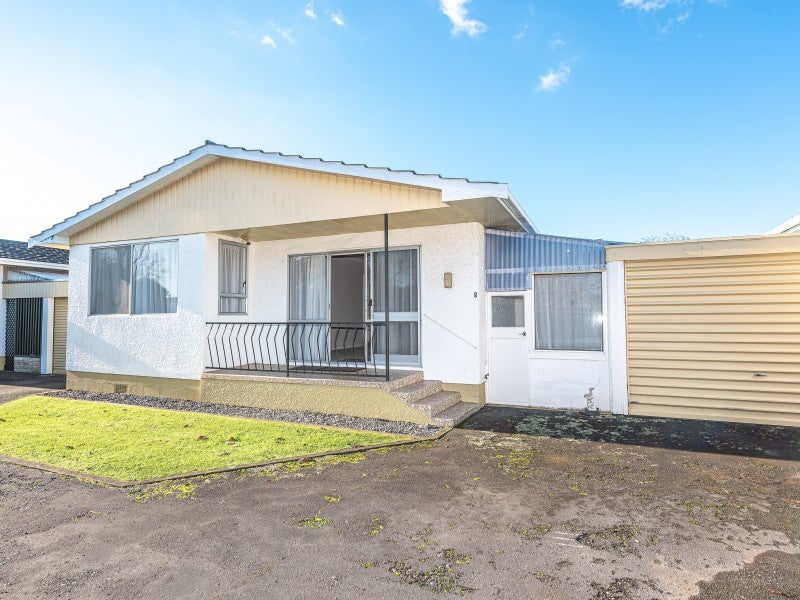 51C Nixon Street, Whanganui East, Whanganui - Carousel 1