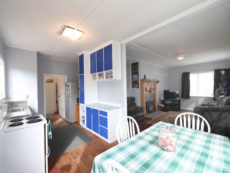 809 Tamatea Street, Mahora, Hastings - Carousel 2