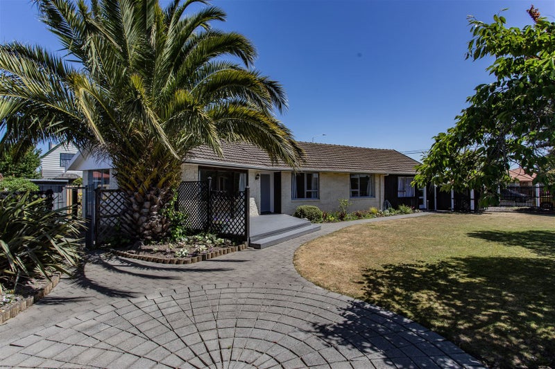 29 Inwoods Road, Parklands, Christchurch - Carousel 1
