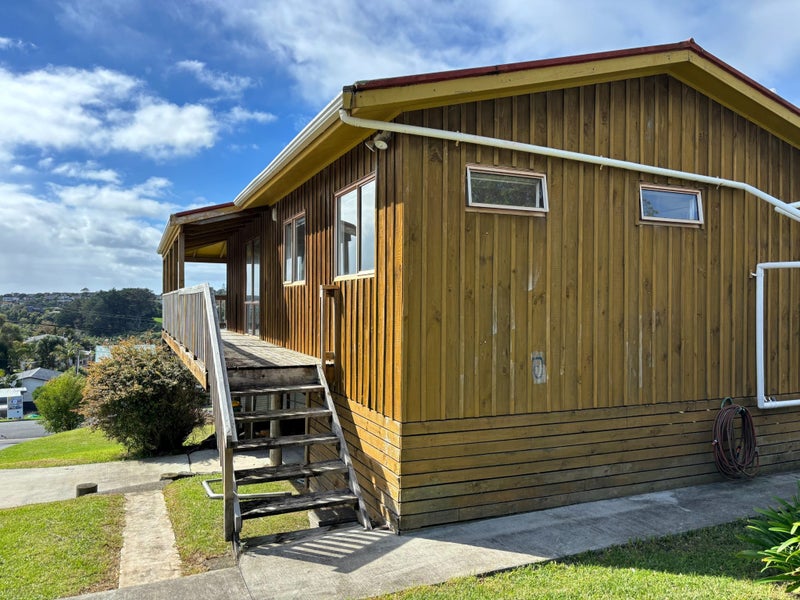 16 Matai Road, Stanmore Bay, Whangaparaoa - Carousel 1