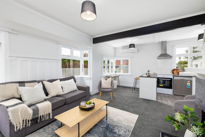 62 Sherborne Street, St Albans, Christchurch - Carousel 1