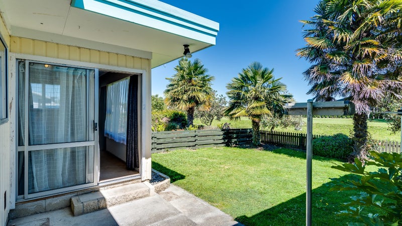 9 Ripon Place, Tamatea, Napier - Carousel 1