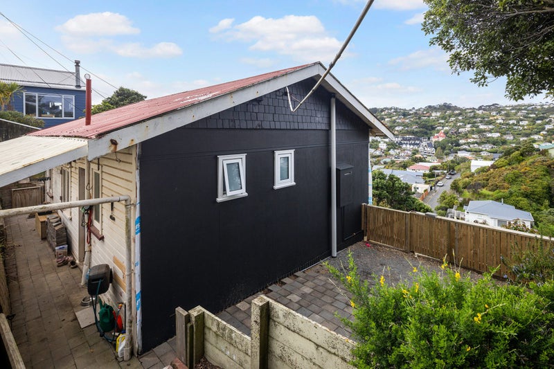 67 Rhine Street, Island Bay, Wellington - Carousel 1