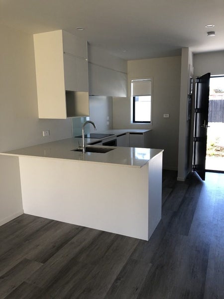 7/137 Hall Avenue, Favona, Auckland - Carousel 2