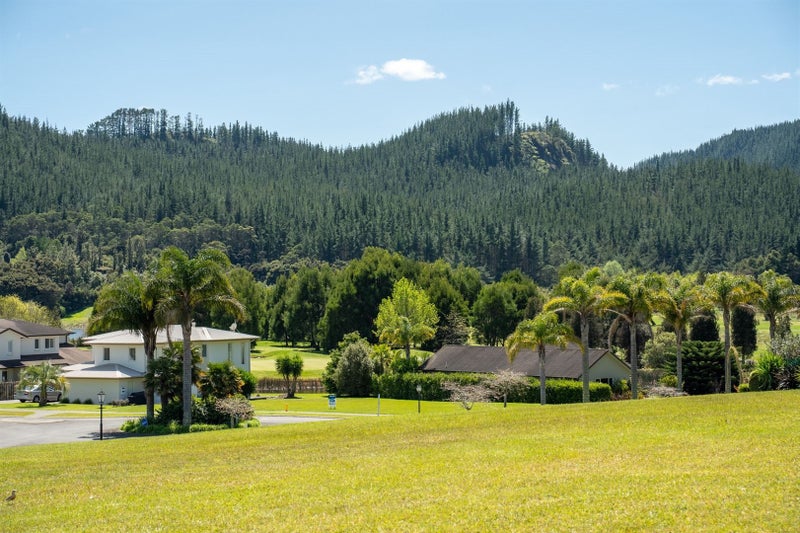 11 Sanctuary Cove, Pauanui - Carousel 1