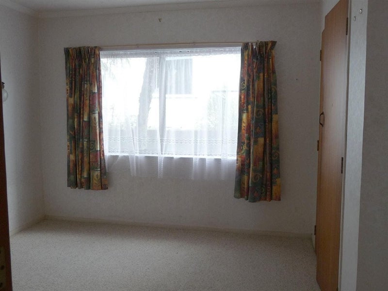 111 Hine Street, New Plymouth, New Plymouth - Carousel 2