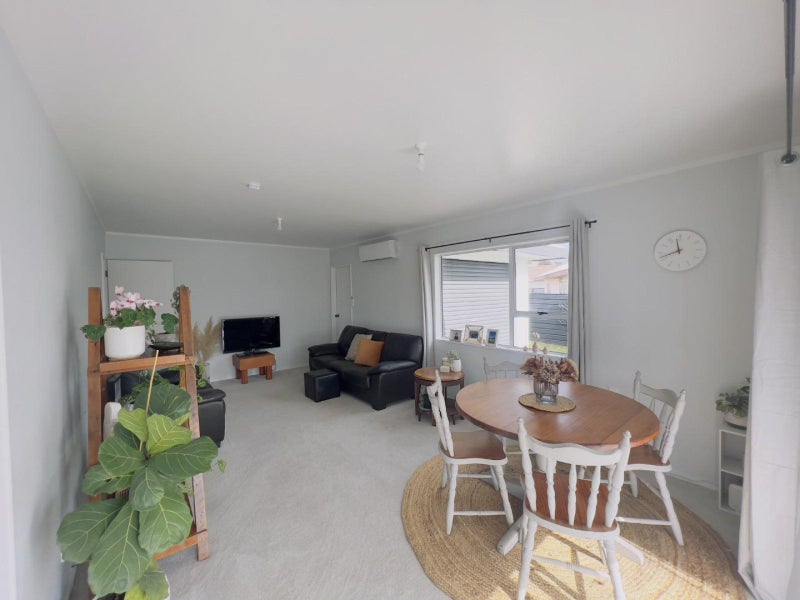 11B Sheffield Place, Springvale, Whanganui - Carousel 2