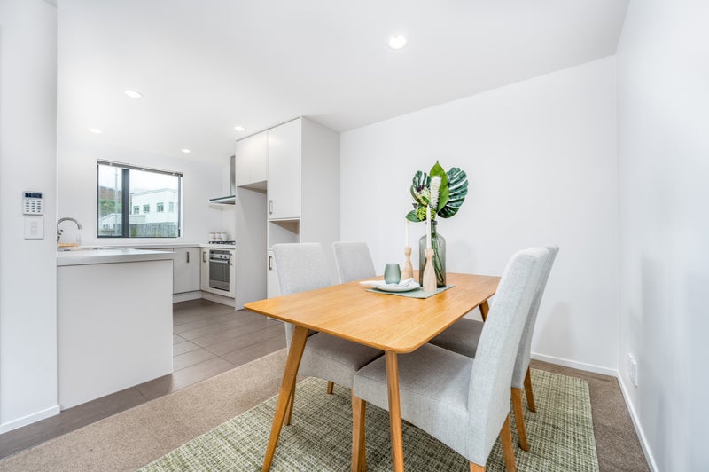 113 Woodridge Drive, Woodridge, Wellington - Carousel 2