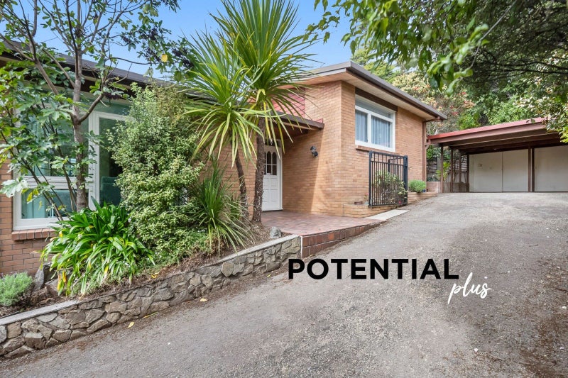 12 Chichester Drive, Pinehaven, Upper Hutt - Carousel 1