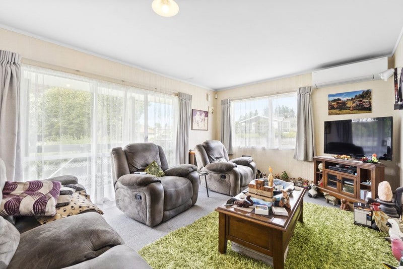 92 Amanda Avenue, Dinsdale, Hamilton - Carousel 2