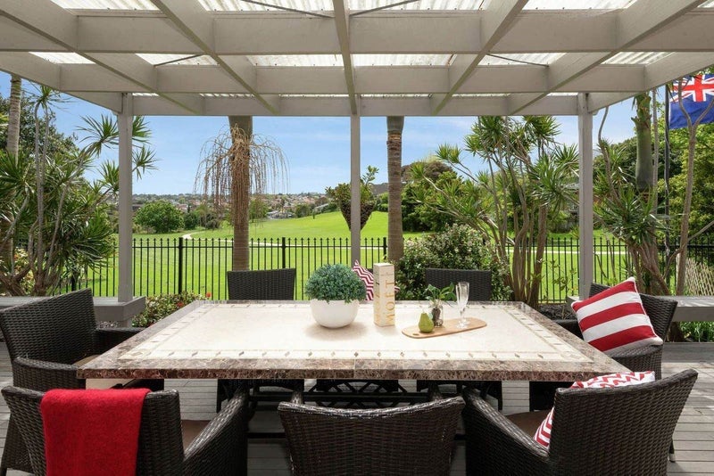 1/28 Wiltshire Place, Somerville, Manukau - Carousel 2