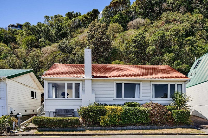 32 Moana Road, Plimmerton, Porirua - Carousel 2