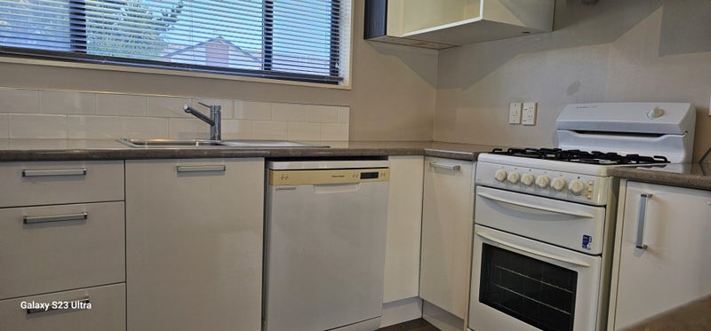 2/191 Grey Street, Hamilton East, Hamilton - Carousel 2