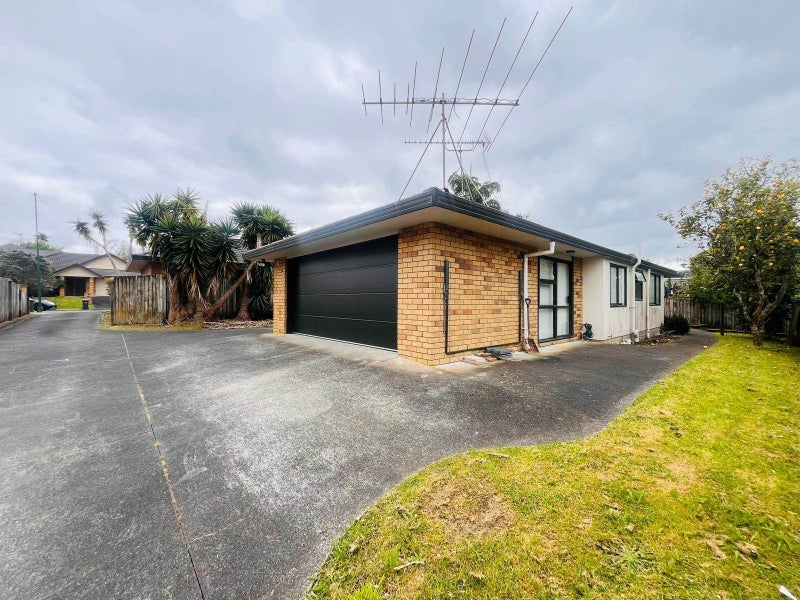 7A Menen Place, Manurewa, Auckland - Carousel 1