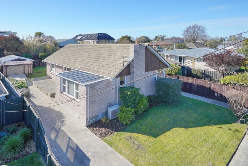 67 Vardon Crescent, Shirley, Christchurch - Carousel 2