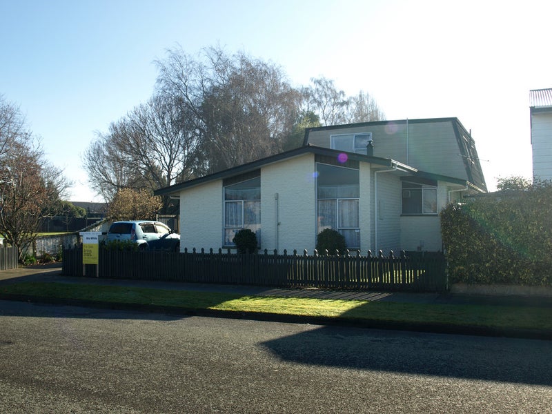 91 Wingate Street, Redwood, Christchurch - Carousel 2