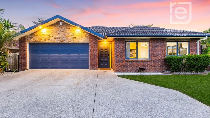 12 Senator Drive, Manurewa, Auckland - Carousel 1