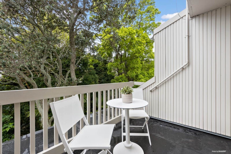 6/26 Scarborough Terrace, Parnell, Auckland - Carousel 2
