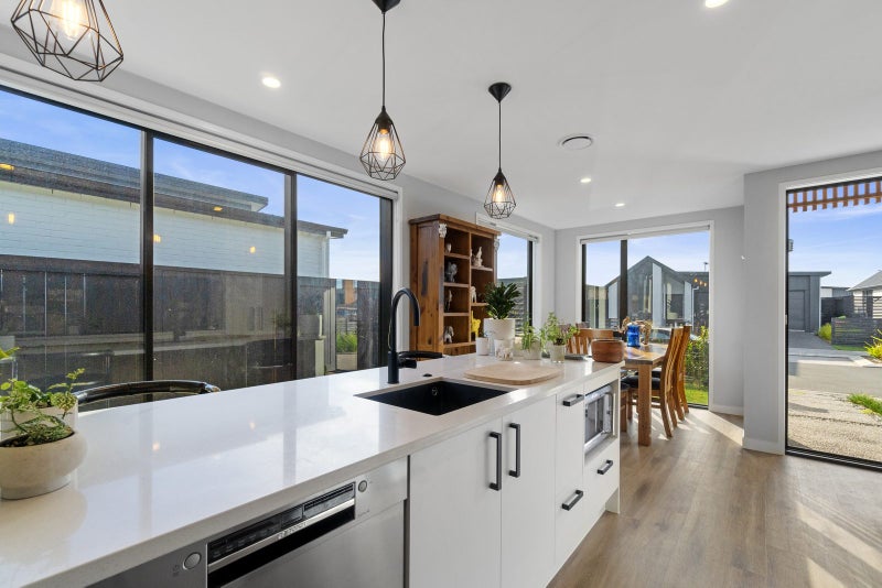 9 Gosset Avenue, Chartwell, Hamilton - Carousel 2