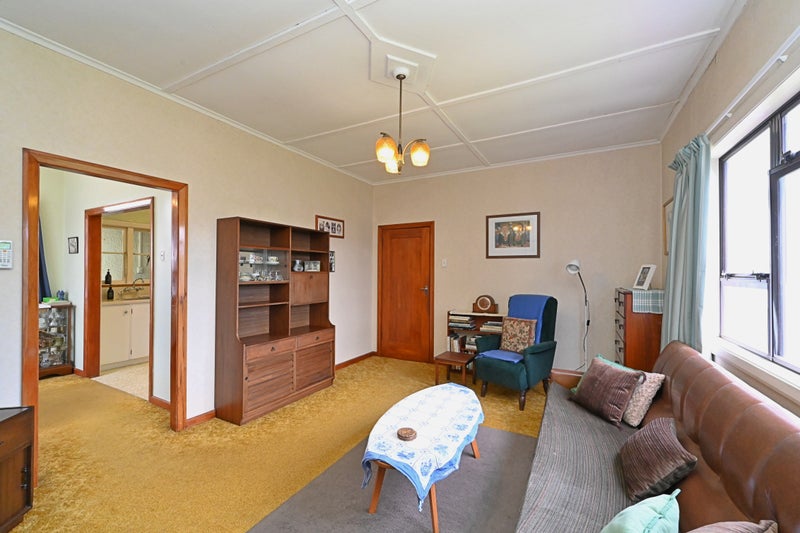 49 Taradale Road, Marewa, Napier - Carousel 1