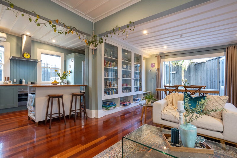 8 Westmoreland Street East, Grey Lynn, Auckland - Carousel 2