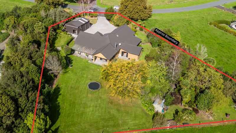 27 Ridge Park Drive, Horotiu - Carousel 1