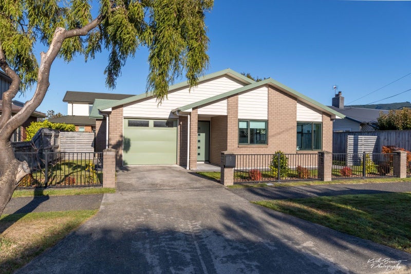 3 Stephen Street, Trentham, Upper Hutt - Carousel 1