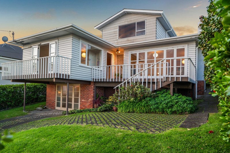 21 Tizard Road, Birkenhead, Auckland - Carousel 2