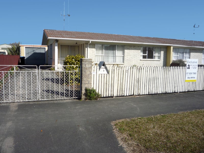 2B Slim Street, Bader, Hamilton - Carousel 1