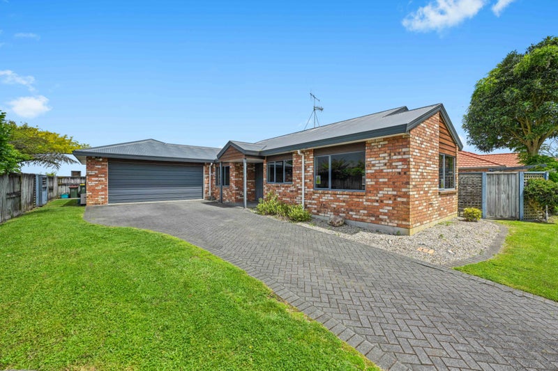 199 Thomas Road, Rototuna North, Hamilton - Carousel 1