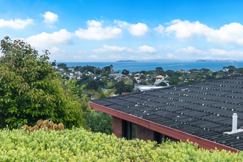 21 Stanmore Bay Road, Stanmore Bay, Whangaparaoa - Carousel 2