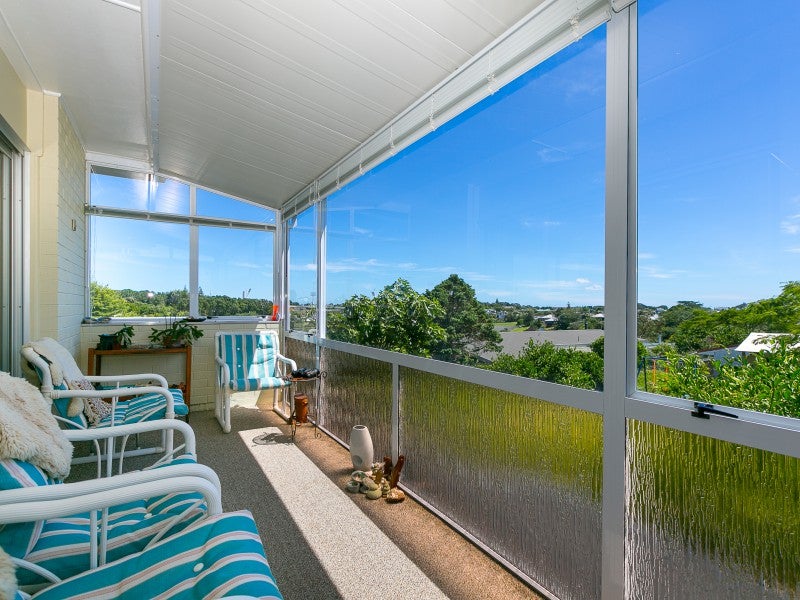 1/112 Frankley Road, Frankleigh Park, New Plymouth - Carousel 2