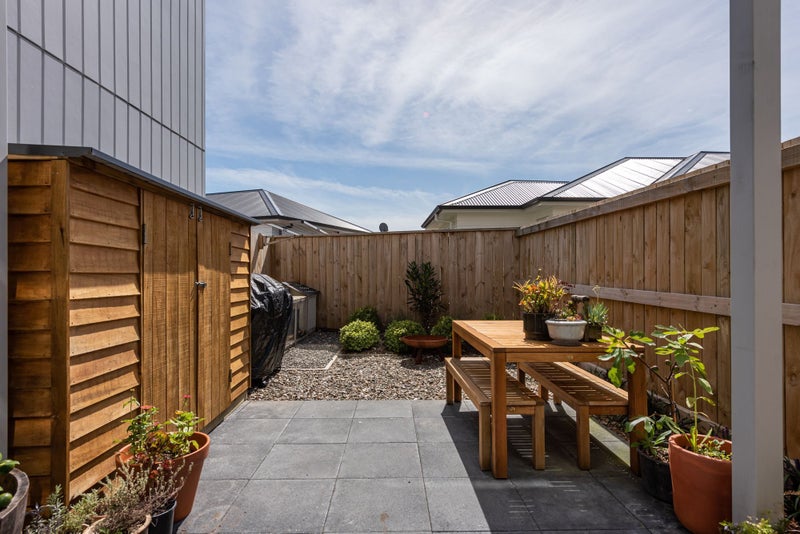 18 Kauamo Close, Waiwhetu, Lower Hutt - Carousel 13