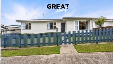 67 Waipounamu Drive, Kelson, Lower Hutt - Carousel 1