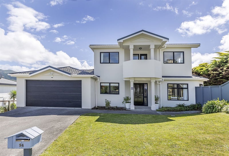 94 Woodman Drive, Tawa, Wellington - Carousel 1
