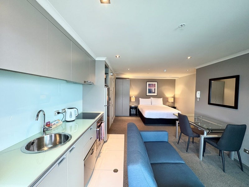 805/70 Tory Street, Te Aro, Wellington - Carousel 1