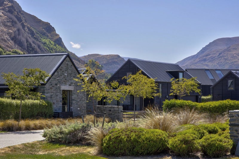 11 Dalgleish Lane, Queenstown - Carousel 1