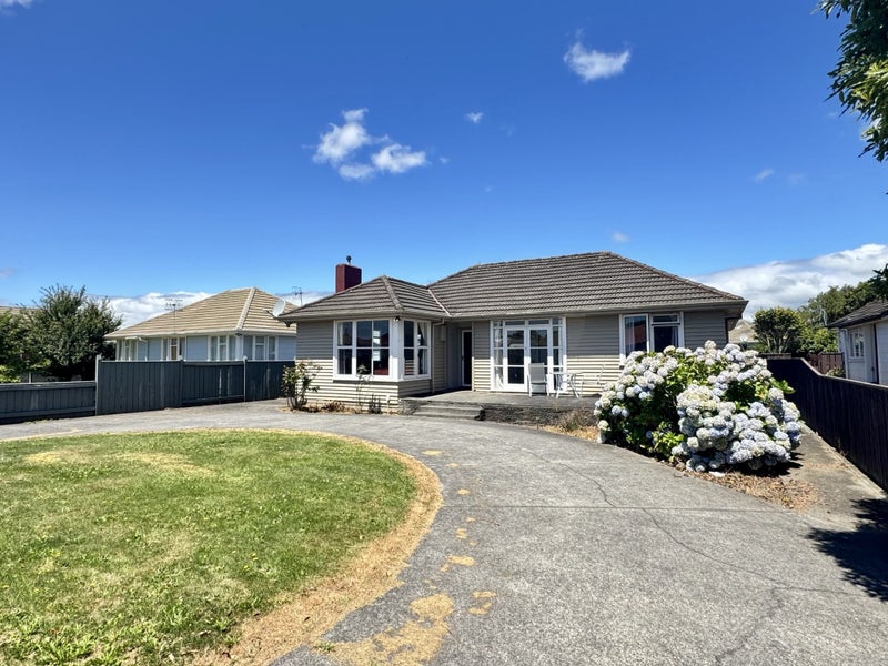 116 Limbrick Street, Terrace End, Palmerston North - Carousel 1
