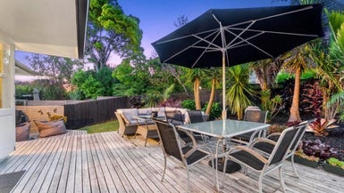 23 Hutchinsons Road, Bucklands Beach, Auckland - Carousel 1