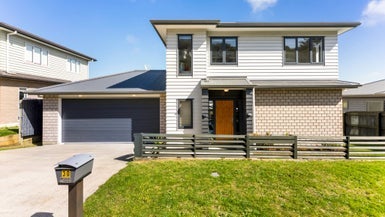 30 Cresswell Place, Johnsonville, Wellington - Carousel 1