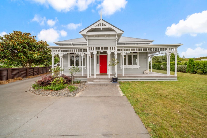 56 Veale Road, Frankleigh Park, New Plymouth - Carousel 2