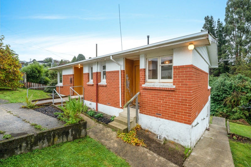 15 Truby King Crescent, Liberton, Dunedin - Carousel 2