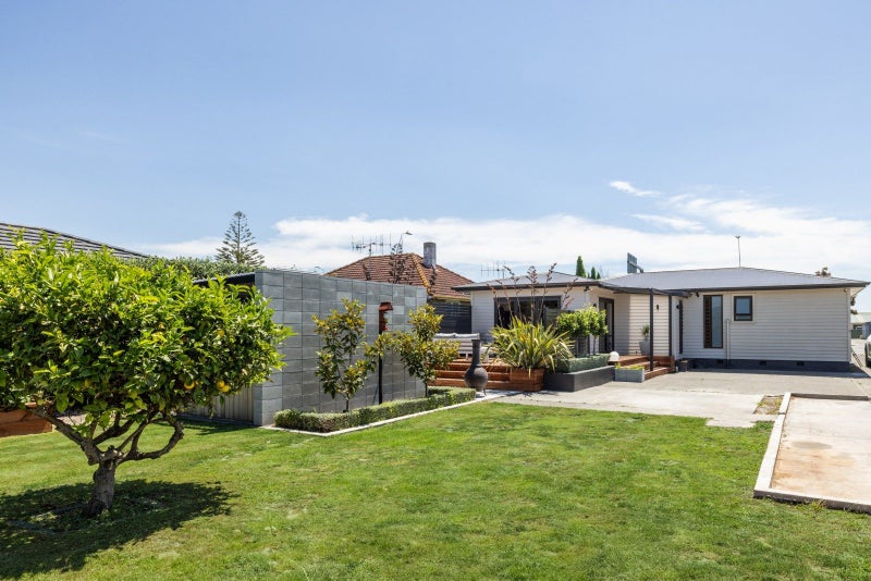 303 Pakowhai Road, Frimley, Hastings - Carousel 20