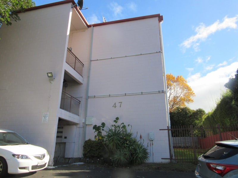 2/47 Wynyard Road, Mount Eden, Auckland - Carousel 1