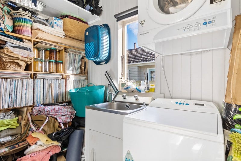 69 Cook Street, Hamilton East, Hamilton - Carousel 15