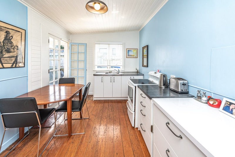 19 Manuka Street, Castlecliff, Whanganui - Carousel 1