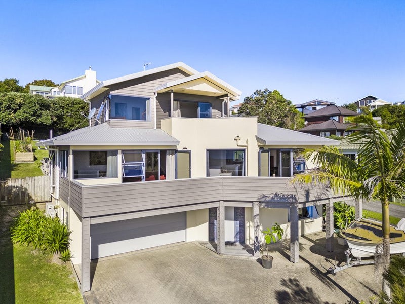 13 Siesta Terrace, Gulf Harbour, Whangaparaoa - Carousel 1