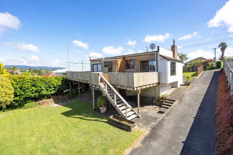 46 Savoy Road, Glen Eden, Auckland - Carousel 1