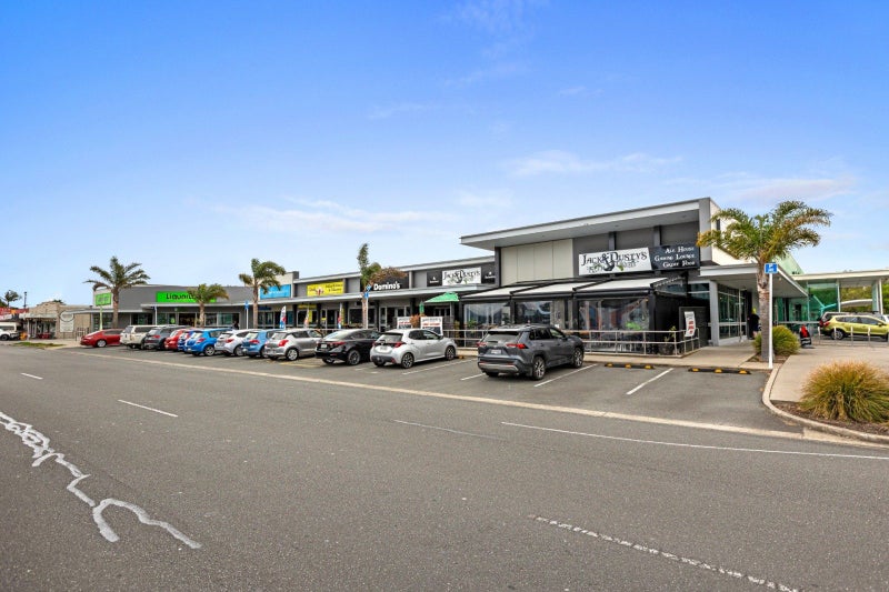 140 Vale Street, Otumoetai, Tauranga - Carousel 14